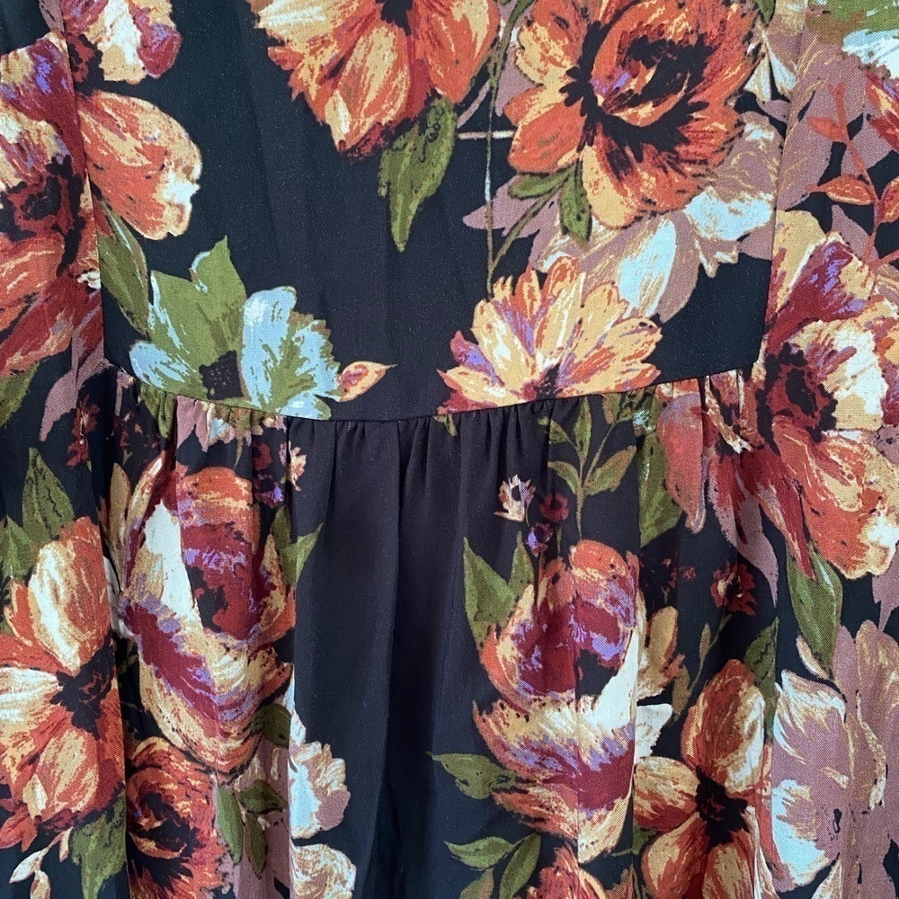 BNWT Andrée by Unit Floral Boutique Top, Small - Picture 4 of 7